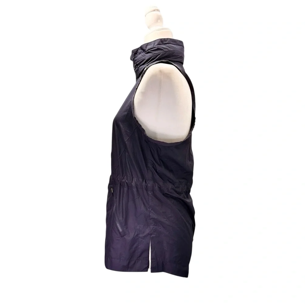 Athleta Performance Running Vest, Reflective Racerback Navy Blue with Hood, S